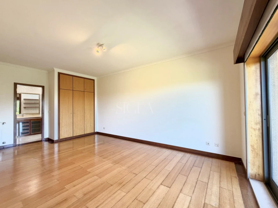 Apartamento T3 para Arrendamento em Pedroso e Seixezelo Foto 14