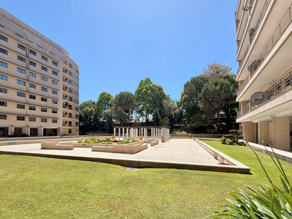 Apartamento T3 para Arrendamento em Pedroso e Seixezelo Foto 38