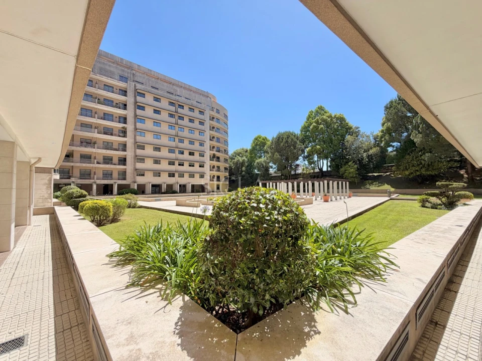 Apartamento T3 para Arrendamento em Pedroso e Seixezelo Foto 41