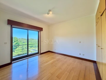 Apartamento T3 para Arrendamento em Pedroso e Seixezelo