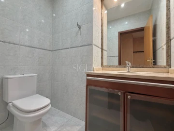Apartamento T3 para Arrendamento em Pedroso e Seixezelo