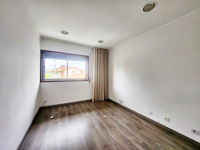 Armazém para Venda em São João de Ver Foto 22