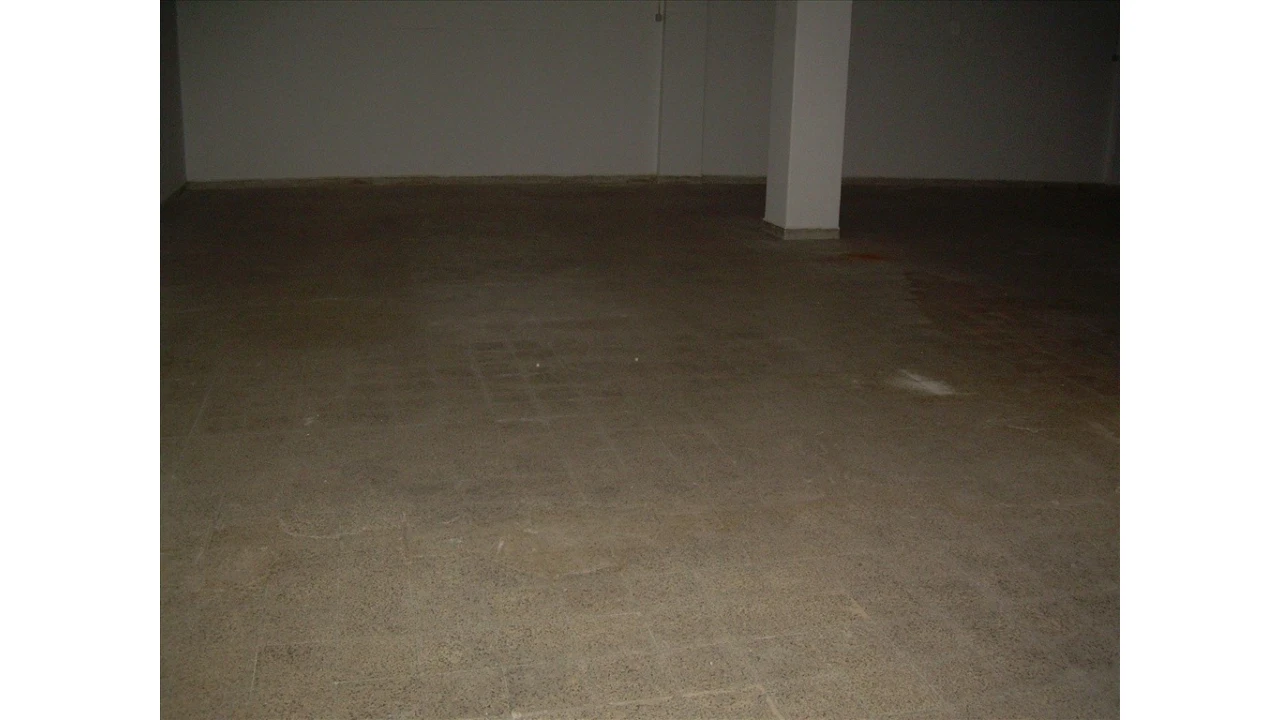 Loja para Arrendamento em Almada, Cova da Piedade, Pragal e Cacilhas Foto 12