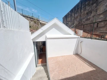 Moradia T1 para Venda em Cedofeita, Santo Ildefonso, Sé, Miragaia, São Nicolau e Vitória