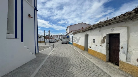 Moradia T5 para Venda em São Marcos da Ataboeira