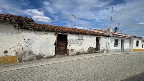 Moradia T5 para Venda em São Marcos da Ataboeira