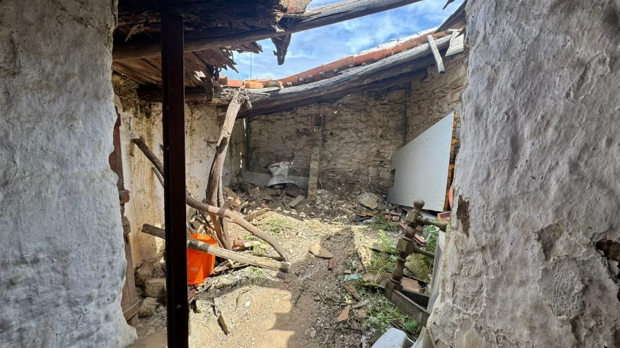Moradia T5 para Venda em São Marcos da Ataboeira Foto 13