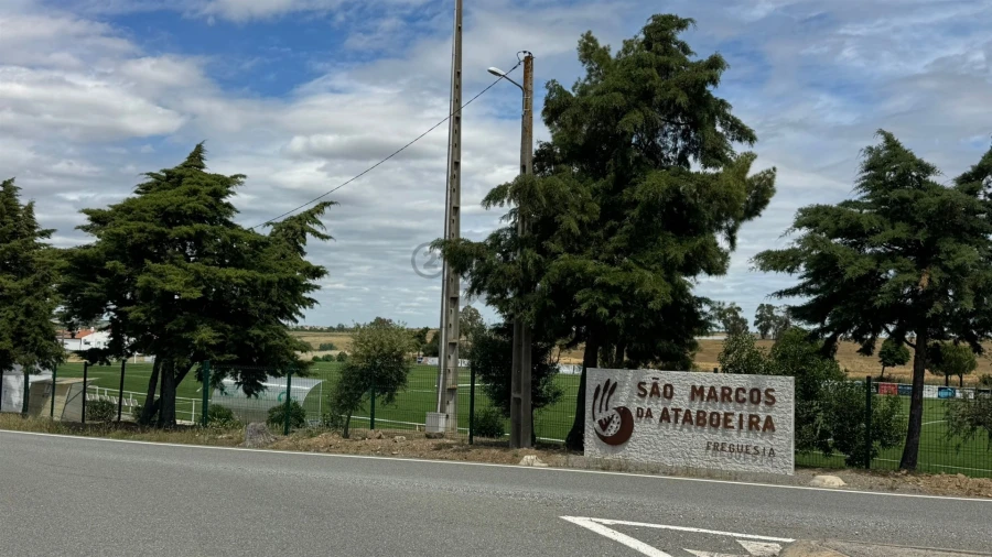 Moradia T5 para Venda em São Marcos da Ataboeira Foto 3