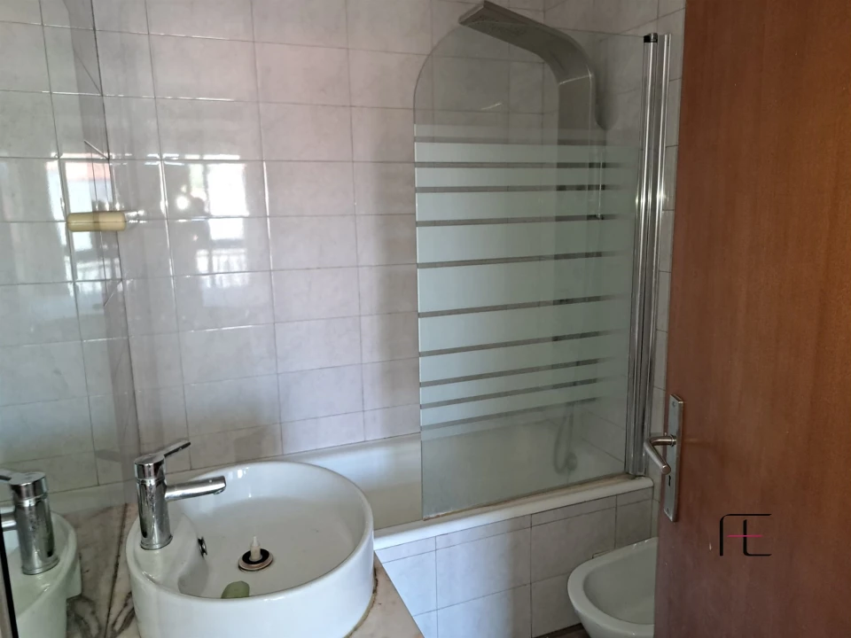 Apartamento T3 para Venda em Paranhos Foto 22
