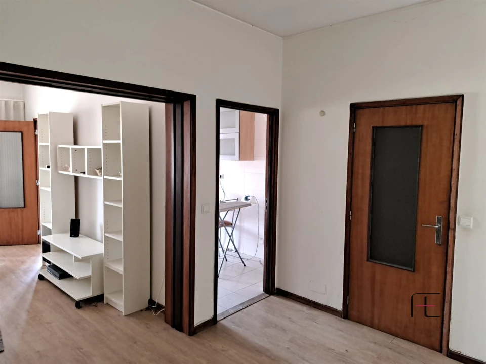 Apartamento T3 para Venda em Paranhos Foto 5