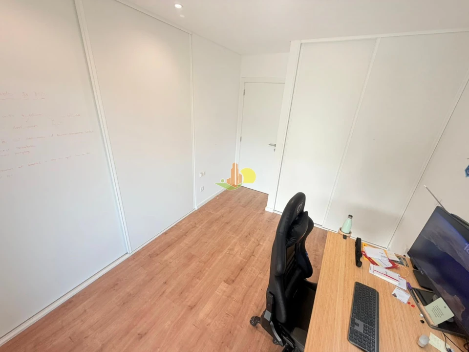 Apartamento T4 para Venda em Tavarede Foto 26