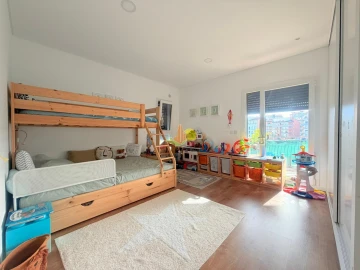 Apartamento T4 para Venda em Tavarede