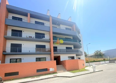 Apartamento T4 para Venda em Tavarede