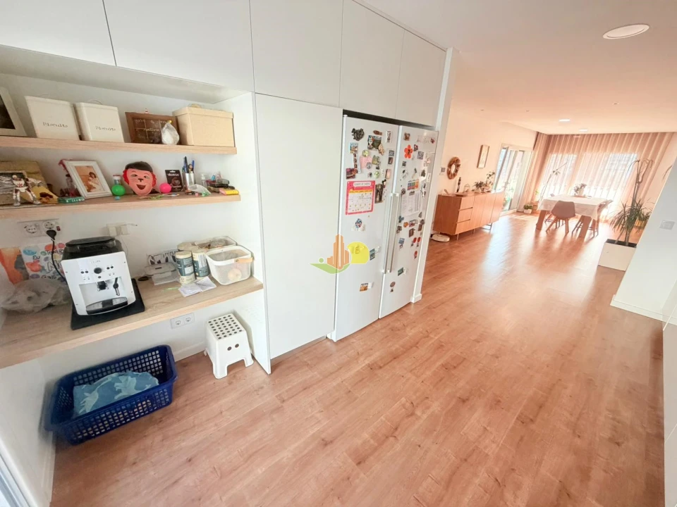 Apartamento T4 para Venda em Tavarede Foto 19