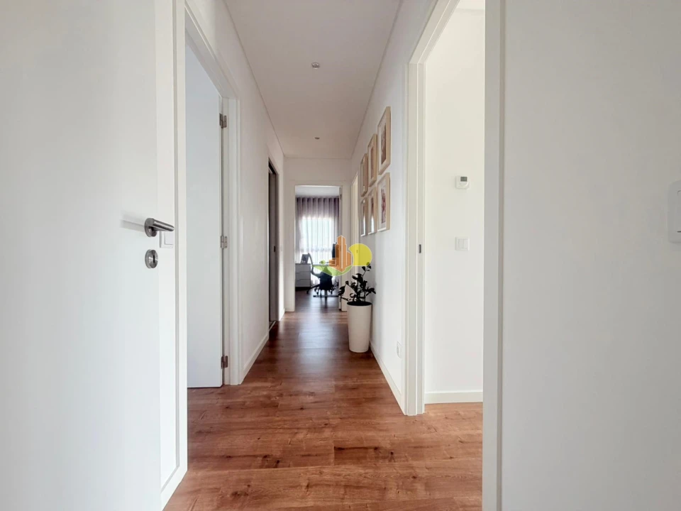 Apartamento T4 para Venda em Tavarede Foto 23