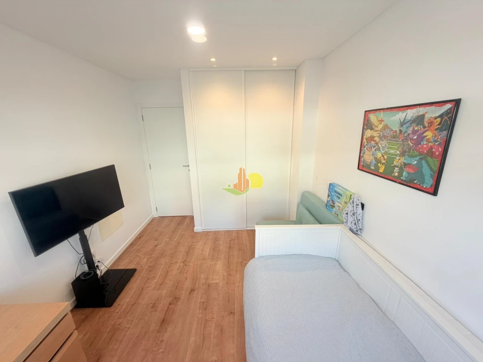 Apartamento T4 para Venda em Tavarede Foto 29