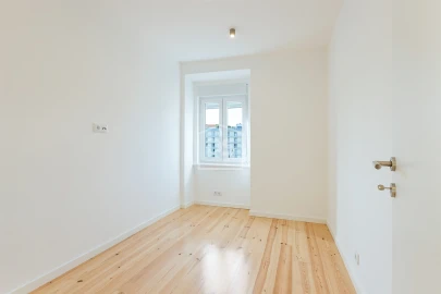 Apartamento T4 para Venda em Avenidas Novas