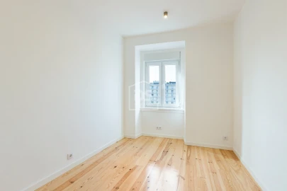 Apartamento T4 para Venda em Avenidas Novas