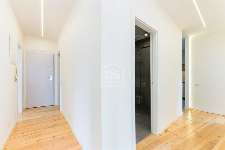 Apartamento T4 para Venda em Avenidas Novas Foto 19