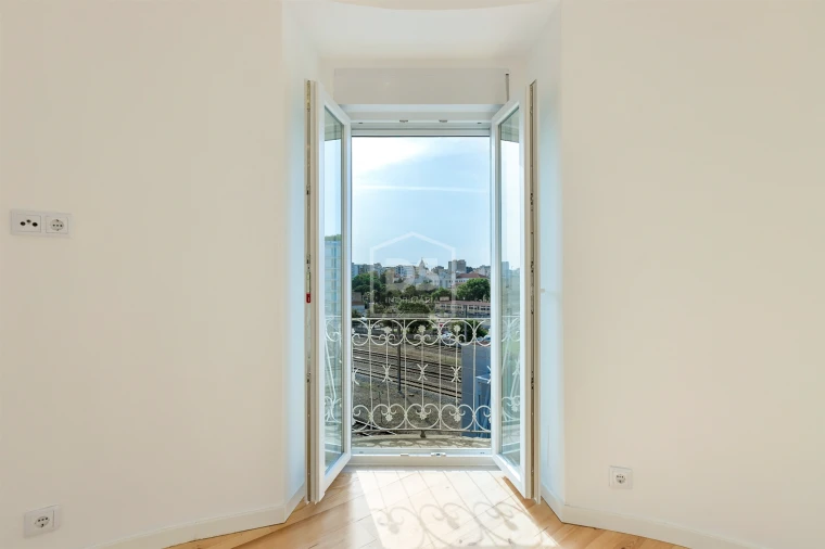 Apartamento T4 para Venda em Avenidas Novas Foto 22