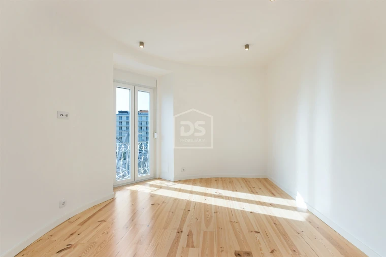 Apartamento T4 para Venda em Avenidas Novas Foto 20