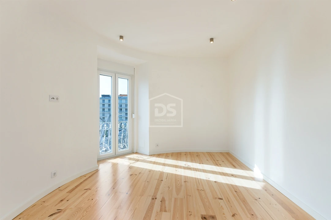 Apartamento T4 para Venda em Avenidas Novas Foto 20