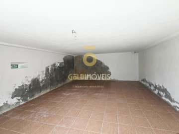 Moradia T2 para Venda em Romariz