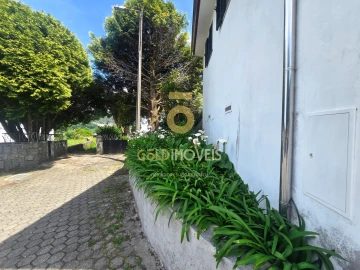 Moradia T2 para Venda em Romariz