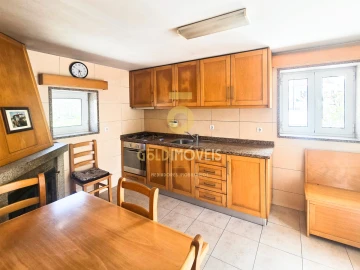 Moradia T2 para Venda em Romariz