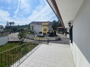 Moradia T2 para Venda em Romariz