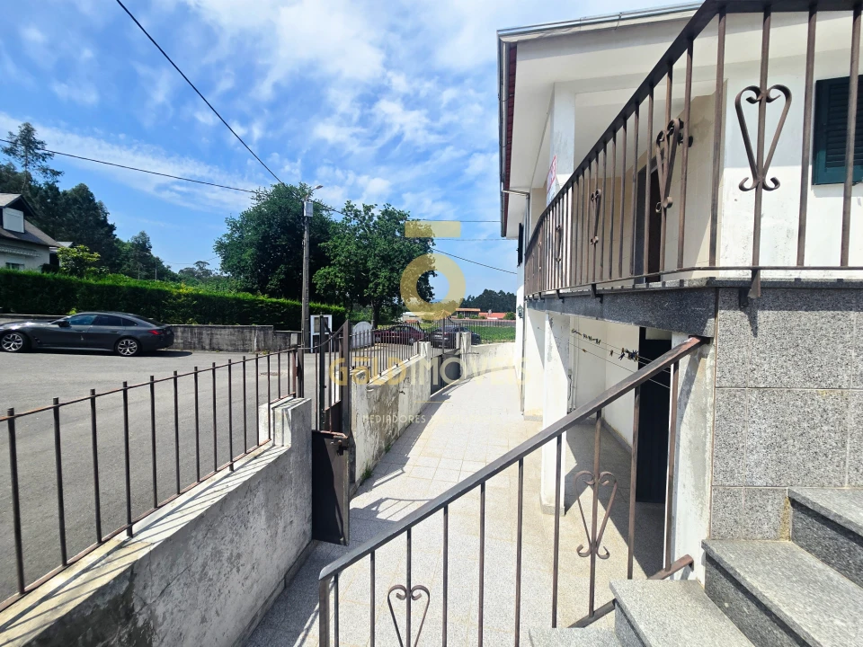 Moradia T2 para Venda em Romariz Foto 11