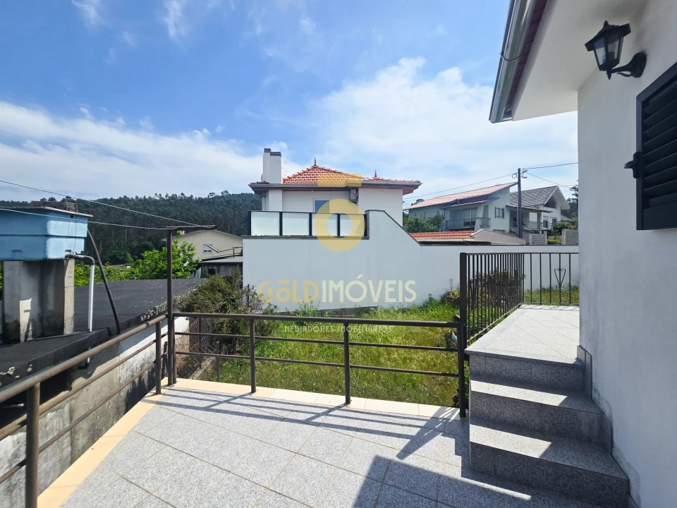 Moradia T2 para Venda em Romariz Foto 13