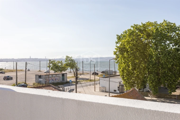 Moradia T5 para Venda em Barreiro e Lavradio Foto 50