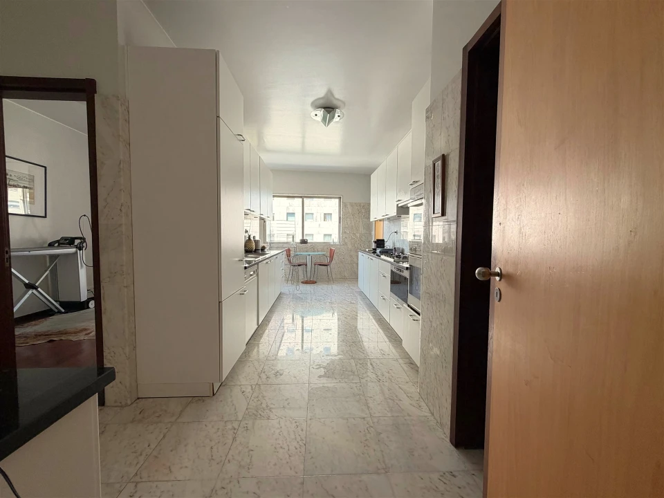 Apartamento T5 para Venda em Aldoar, Foz do Douro e Nevogilde Foto 9