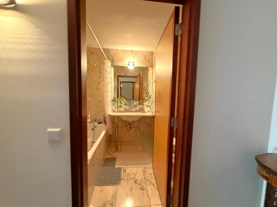Apartamento T5 para Venda em Aldoar, Foz do Douro e Nevogilde Foto 25