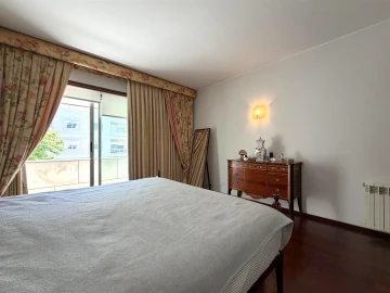 Apartamento T5 para Venda em Aldoar, Foz do Douro e Nevogilde