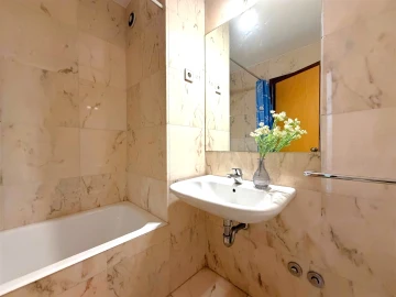 Apartamento T5 para Venda em Aldoar, Foz do Douro e Nevogilde