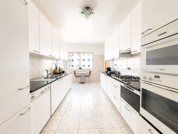 Apartamento T5 para Venda em Aldoar, Foz do Douro e Nevogilde Foto 7