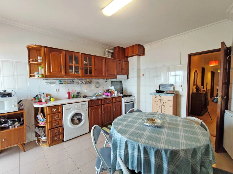 Apartamento T3 para Venda em Covilhã e Canhoso Foto 3