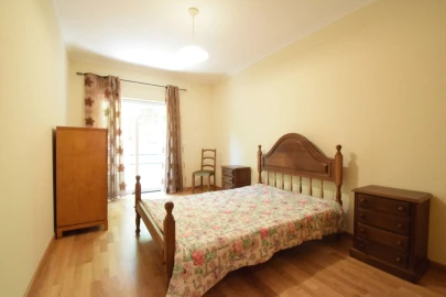 Apartamento T3 para Arrendamento em Covilhã e Canhoso