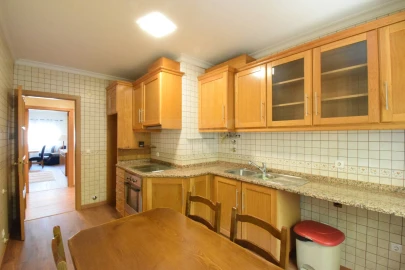 Apartamento T3 para Arrendamento em Covilhã e Canhoso
