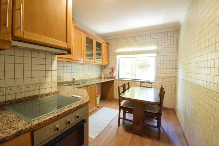 Apartamento T3 para Arrendamento em Covilhã e Canhoso Foto 6
