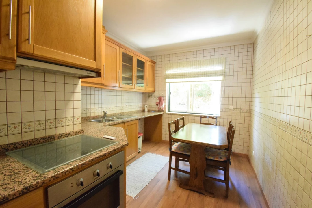 Apartamento T3 para Arrendamento em Covilhã e Canhoso Foto 6