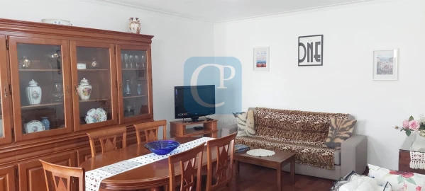 Apartamento T2 para Arrendamento em Santa Marinha e São Pedro da Afurada