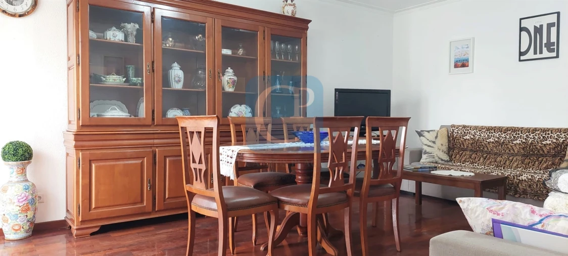 Apartamento T2 para Arrendamento em Santa Marinha e São Pedro da Afurada Foto 4