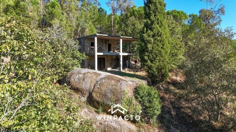 Quinta T0 para Venda em Currelos, Papízios e Sobral