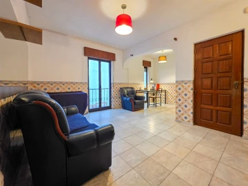 Apartamento T2 para Venda em Lagos (São Sebastião e Santa Maria)
