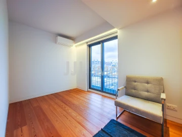 Apartamento T3 para Venda em Arroios