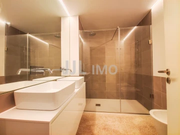 Apartamento T3 para Venda em Arroios