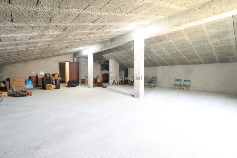 Moradia T7 para Venda em São Paio Foto 49